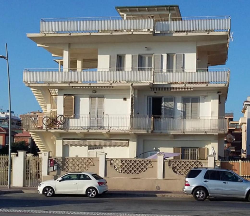 Vita Dulcis Ostia Apartment ภายนอก รูปภาพ
