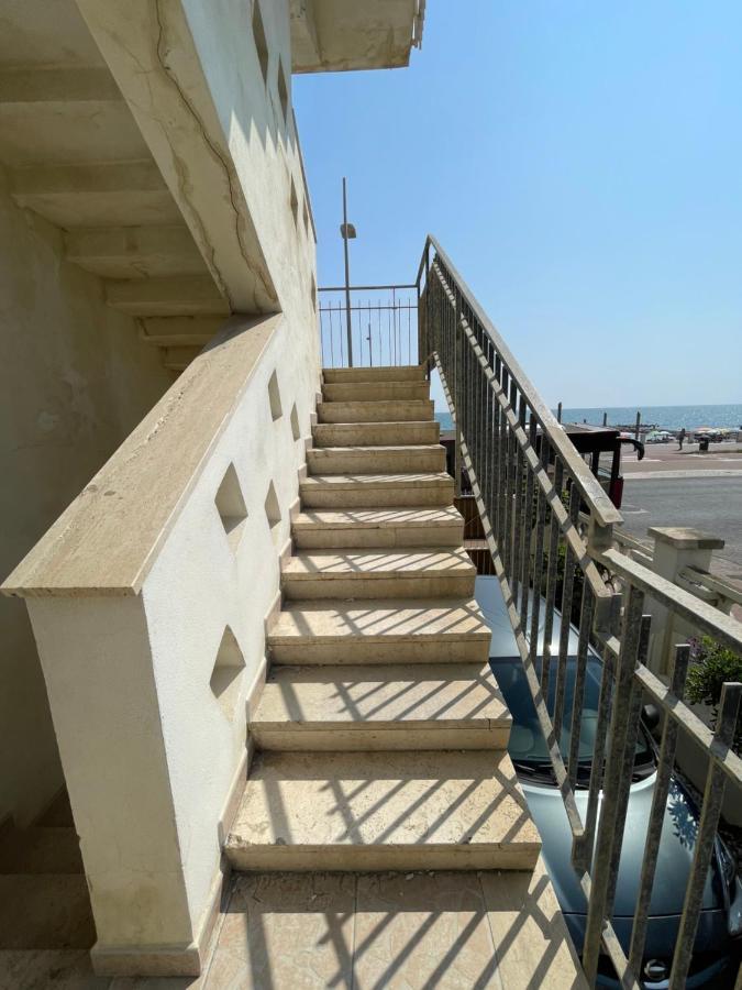 Vita Dulcis Ostia Apartment ภายนอก รูปภาพ